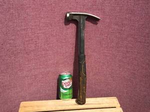 lot 101 image: Dewalt 16 Framing Hammer
