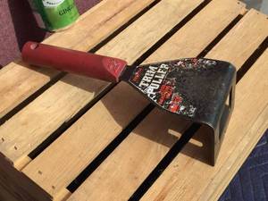 lot 102 image: Zenith Trim Puller