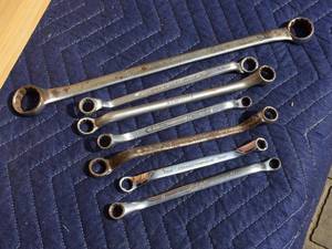 lot 104 image: Variety Box EndOffset Wrenches