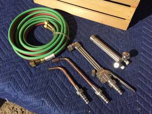 lot 123 image: 2 SMITH Cutting Torches - Hose