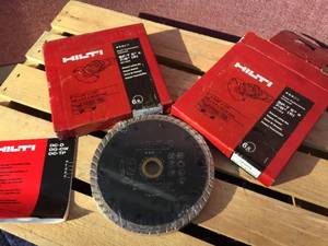 lot 128 image: 2 Boxes HILTI Super Performance Universal 5 Discs
