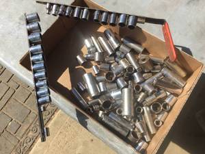 lot 158 image: Group Craftsman 38 Dr Sockets