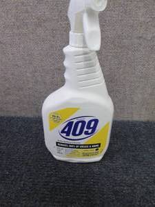 9- 32 oz 409 MultiSurface Cleaner...