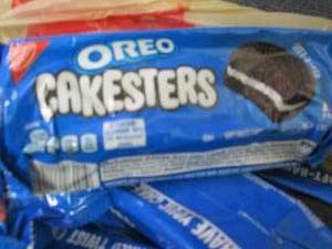12- 3.03 oz Oreo Cakesters...