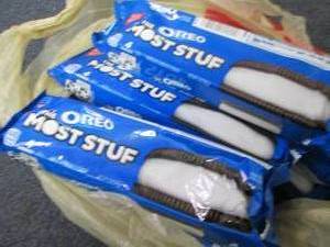 12- 3 oz Oreo Most Stuf...