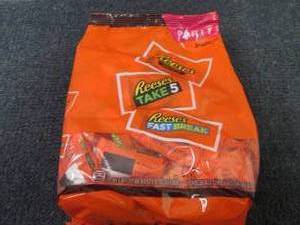 32.06 oz Bag Reeses Assorted Snack...