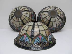 lot 23 image: Very Nice Group of 3 Matching Stained Glass Lamp Shades