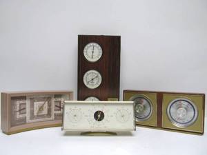 lot 62 image: Nice Lot of 4 Mid Century Desk Barometers