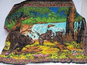 lot 77 image: Large Vintage Wall Hanging Textile wBears