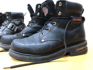 lot 213 image: 2 Pair of Mens HARLEY DAVIDSON Black Motorcycle Boots - Size 9.5 & 10