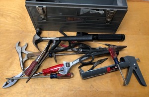 lot 230 image: Craftsman Metal Toolbox wTools