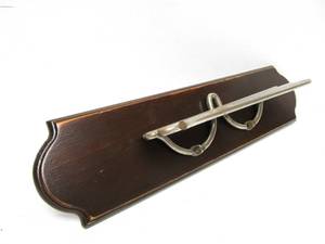 lot 122 image: Vintage 1930s Era Chrome Tie Rack 