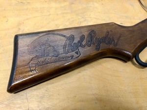 lot 329 image: New in Box Limited 1938 Edition Daisy Red Rider BB Gun