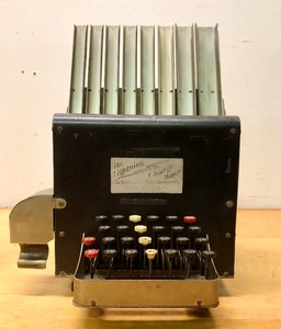 lot 342 image: Very Cool Vintage Deco Coin Sorter The Lighting Change Maker