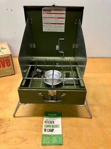lot 347 image: Like-New or New Vintage Bernz-O-Matic Camp Stove wBox