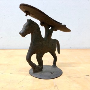 lot 350 image: Antique Cast Iron Horse Book Jack