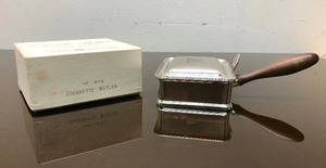 lot 361 image: NOS Vintage Silver Plated Cigarette Butler