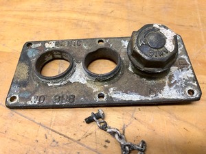 lot 372 image: Group of Original WW2 Heavy Brass Navy Ship Hardware