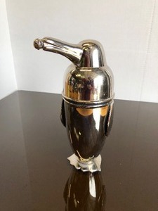 lot 314 image: Great Looking Art Deco Chrome Penguin Cocktail Shaker from Restoration Hardware