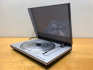 lot 93 image: Working BANG & OLUFSEN Turntable