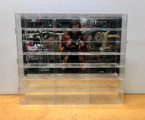 lot 206 image: 21-Slot Acrylic Mirrored Display Shelf Cabinet