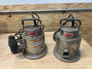 lot 91 image: DAYTON Lot of 2- 3YU64 14 HP Submersible Pumps