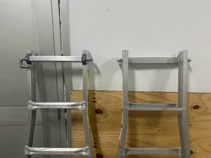 lot 73 image: KELLER 5 Step Ladder- missing a piece