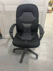 lot 78 image: Office Chair
