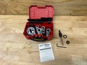 lot 87 image: MILWAUKEE Hole Dozer Bi-Metal Hole Saw Kit (7-Piece)
