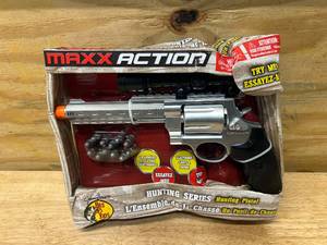 lot 129 image: MAXX ACTION Toy Hunting Series Pistol