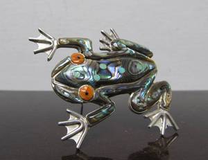 Great Looking Sterling Silver &amp Abalone Frog Brooch