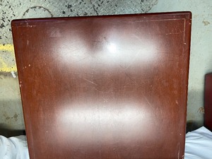 lot 19 image: End Table