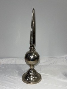lot 44 image: SIlver Accent Piece