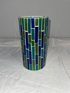 lot 50 image: Turquoise, Green and Blue Cut-Glass Mosaic Vase