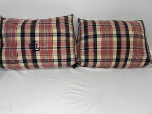 lot 89 image: Set of 2 Ralph Lauren Pillows
