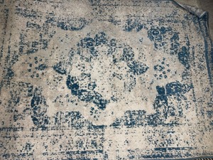 lot 101 image: 4 x 6 Monaco Collection Area Rug