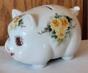lot 58 image: Cute Fine Handpainted Porcelain Piggy Bank - SIGNED Pearl Wallace