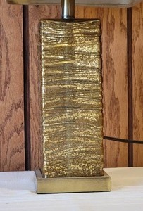 lot 48 image: Stylish Modern Gold Glaze Table Lamp