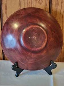 lot 35 image: Funky Fine Art Etched Charger
