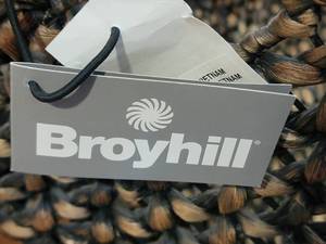 lot 34 image: Sturdy & Stylish Broyhill Woven Storage Basket Pair