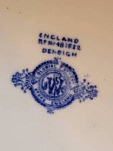 lot 20 image: Flow Blue Fine Porcelain Lidded Bowl - Colonial Potteries - Denbigh