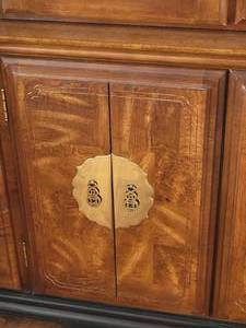 lot 2 image: Brilliant Oriental Styled American Made Display Cabinet  Hutch