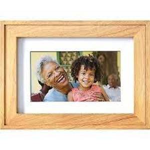 7 Digital Picture Frame with Mat Natural Wood - Polaroid