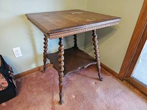 lot 7 image: Antique Eagle Claw Parlor Table with Barley Twist