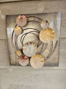 lot 135 image: Metal Modern Dcor Art