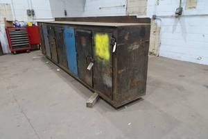 lot 6 image: Industrial Duty Workstation with Storage