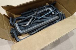 lot 243 image: Hex Key Wrenches - Large Range of Sizes