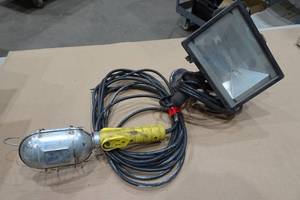 2 Worklights