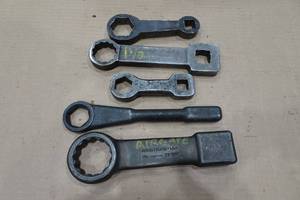 lot 358 image: Assorted Industrial Wrenches
