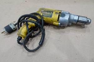 lot 367 image: Dewalt DW245 12 Variable Speed Reversible Drill